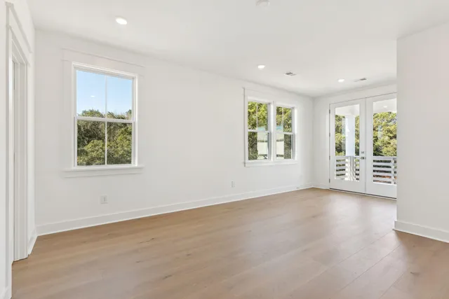 $1,599,990 | 1014 Capersview Court, Awendaw, SC 29429