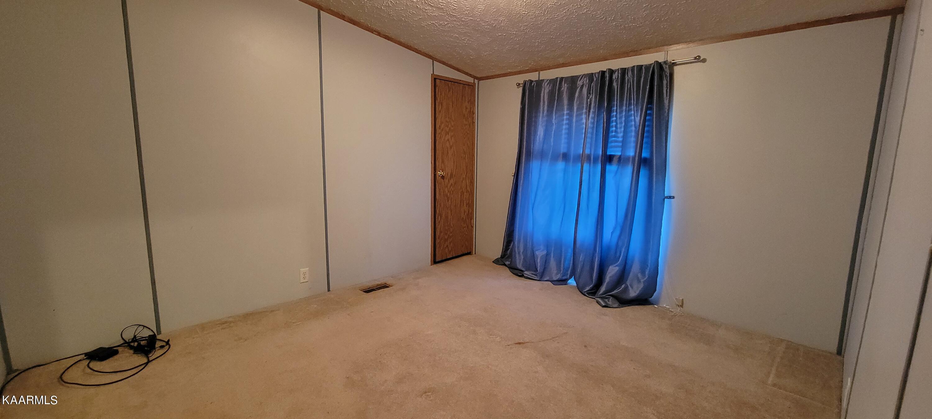 1137 Harbin Road Dandridge, TN 37725 - Photo 16 of 20 20230613_201007