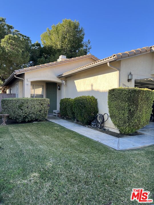 39537 June Road Temecula, CA 92591 - Photo 2 of 18 Gallery Image 2