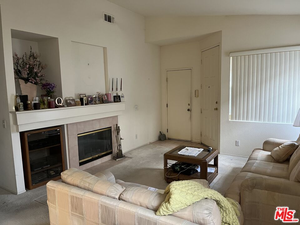 39537 June Road Temecula, CA 92591 - Photo 4 of 18 Gallery Image 4