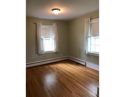 163 Middle Acushnet, MA 02743 - Photo 9 of 25 Gallery Image 9