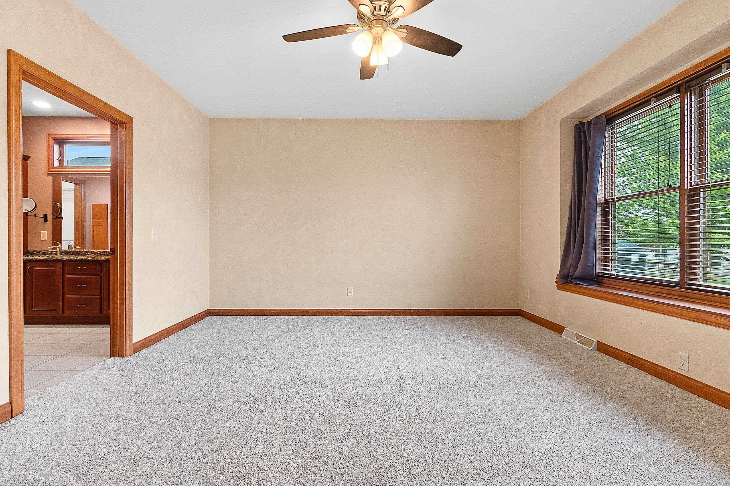 1892 Sunrise Lane Appleton, WI 54913 - Photo 18 of 50