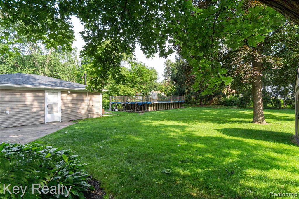 503 Woodside Road Royal Oak, MI 48073 - Photo 6 of 73