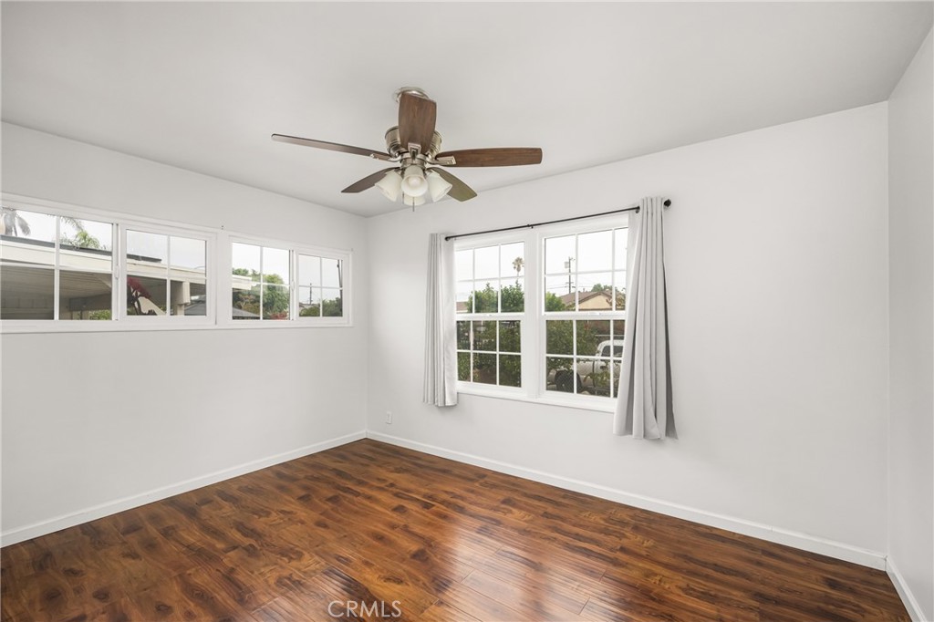 9085 Remick Avenue Arleta, CA 91331 - Photo 28 of 48 Second bedroom with double door closet