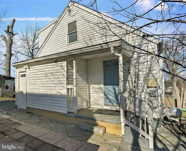 $300,000 | 5804 63rd Place, Riverdale, MD 20737