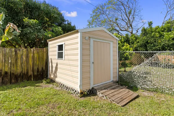 $3,025 | 2466 Southeast Renick Avenue, Port St. Lucie, FL 34952