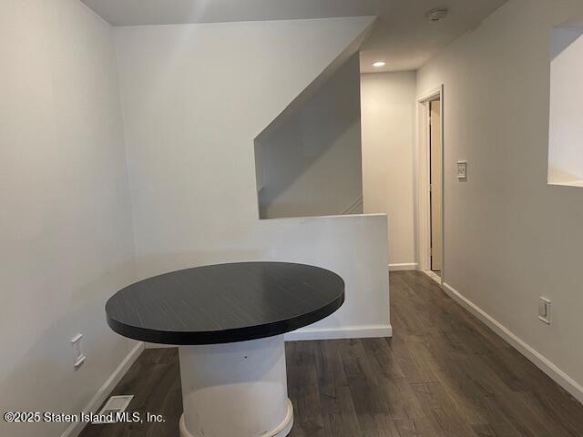 168 Jamie Lane Staten Island, NY 10312 - Photo 15 of 26 a bathroom with a sink and a mirror