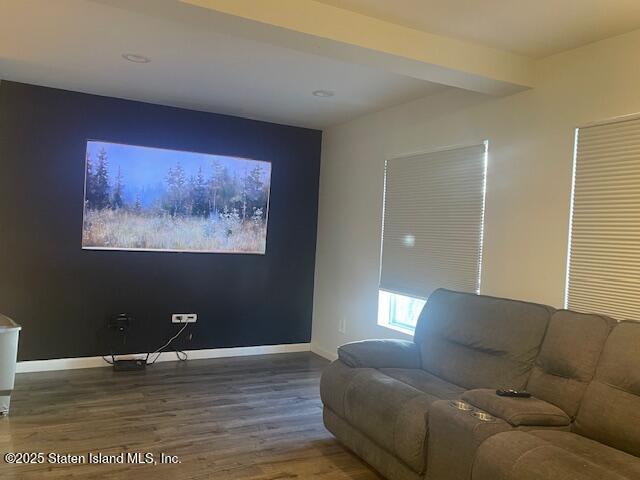 168 Jamie Lane Staten Island, NY 10312 - Photo 7 of 26 thumbnail_IMG_1674