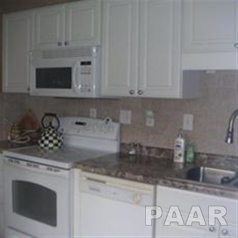 419 West Ridgemont Road Peoria, IL 61614 - Photo 11 of 15 Gallery Image 11