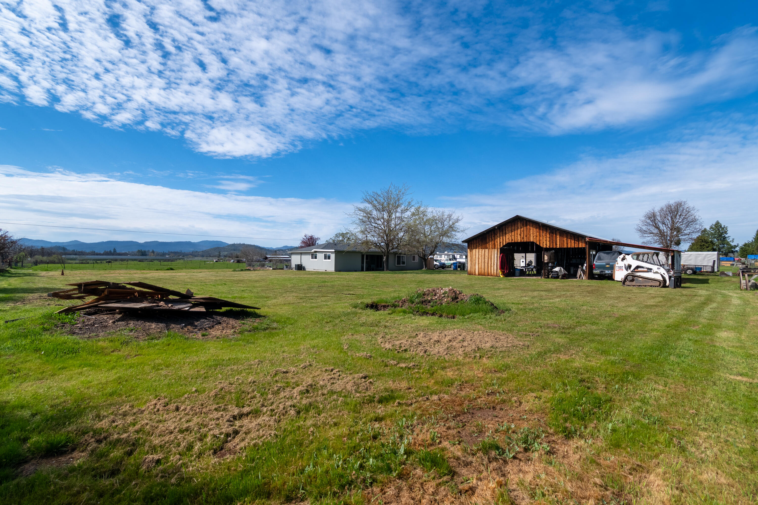 245 Highway 234 Eagle Point, OR 97524 - Photo 21 of 29 01-28