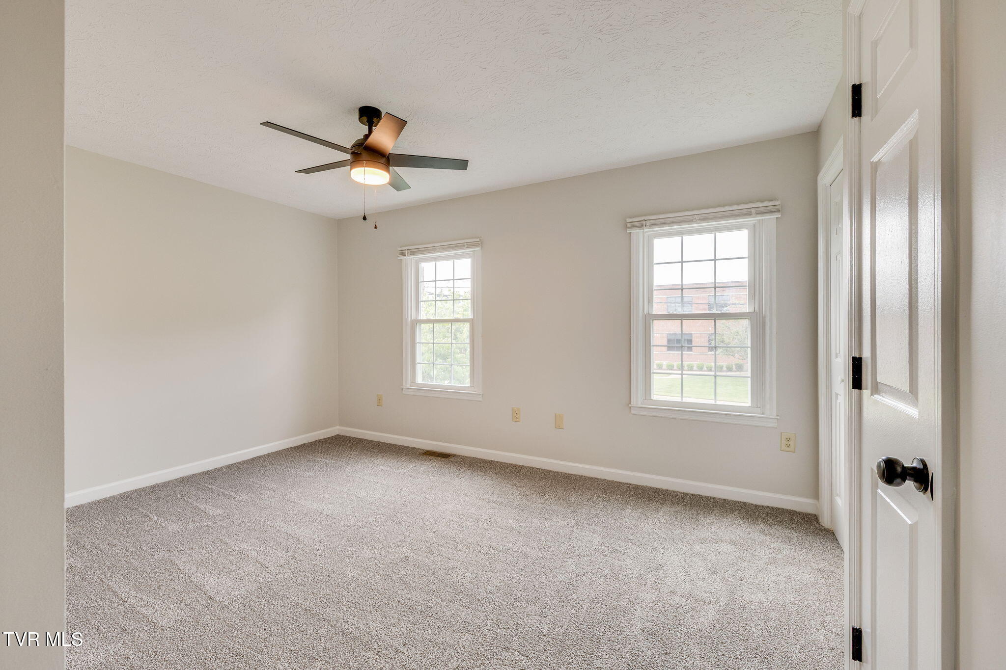 1124 Konnarock Road Kingsport, TN 37664 - Photo 16 of 28 016 (30)