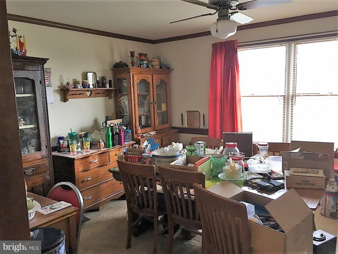 14131 Fairview Road Clear Spring, MD 21722 - Photo 5 of 9 Dining Room
