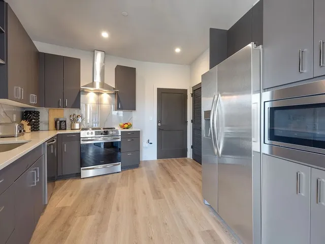 $5,000 | 303 31st Avenue North, Unit 209, Nashville, TN 37203