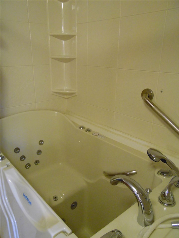54 West Parish Road Concord, NH 03303 - Photo 21 of 40
