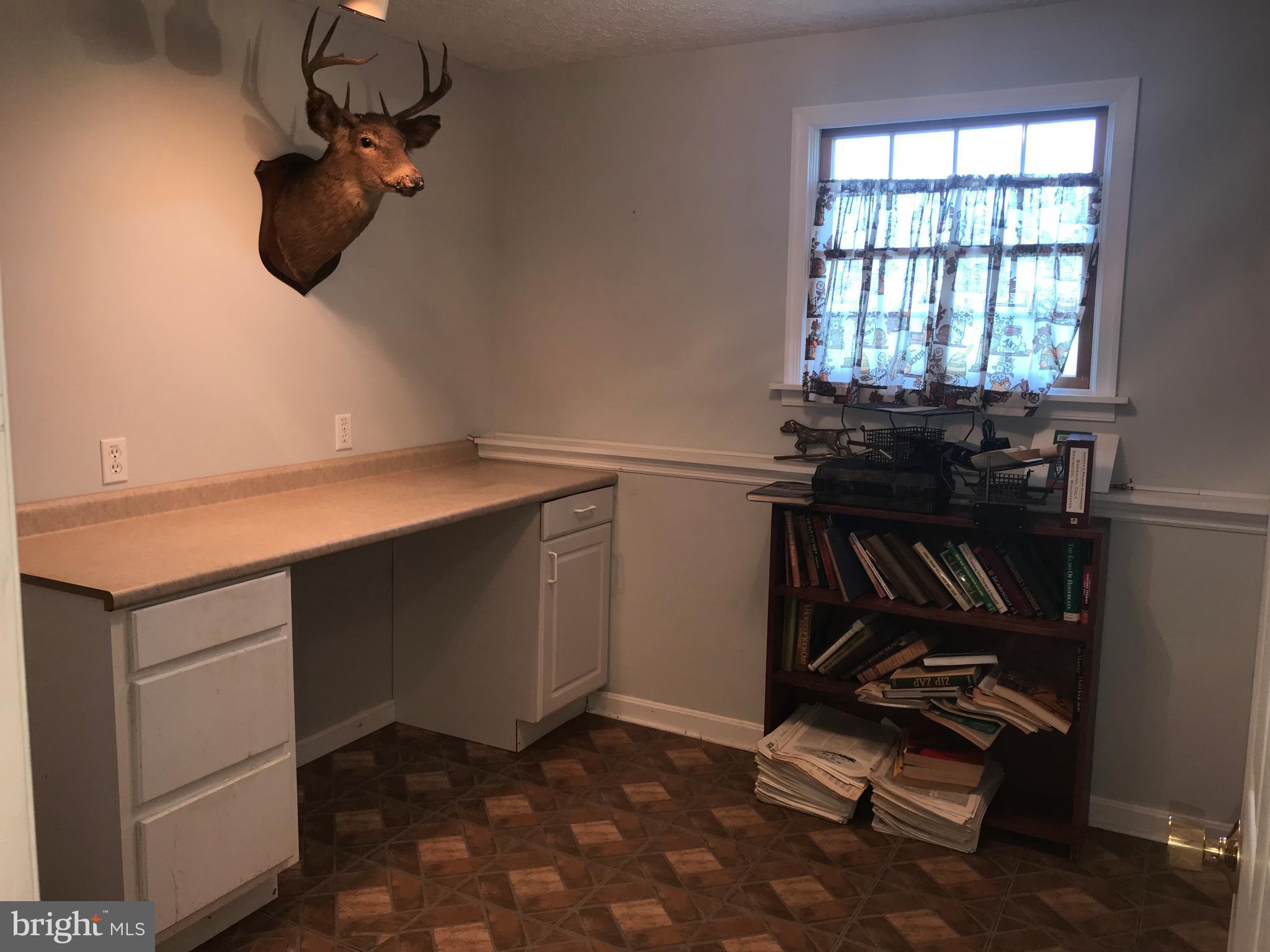 520 Klines Mill Road Middletown, VA 22645 - Photo 23 of 30 SEPARATE WORK RM IN BASE COULD BE USED AT BED 4!!