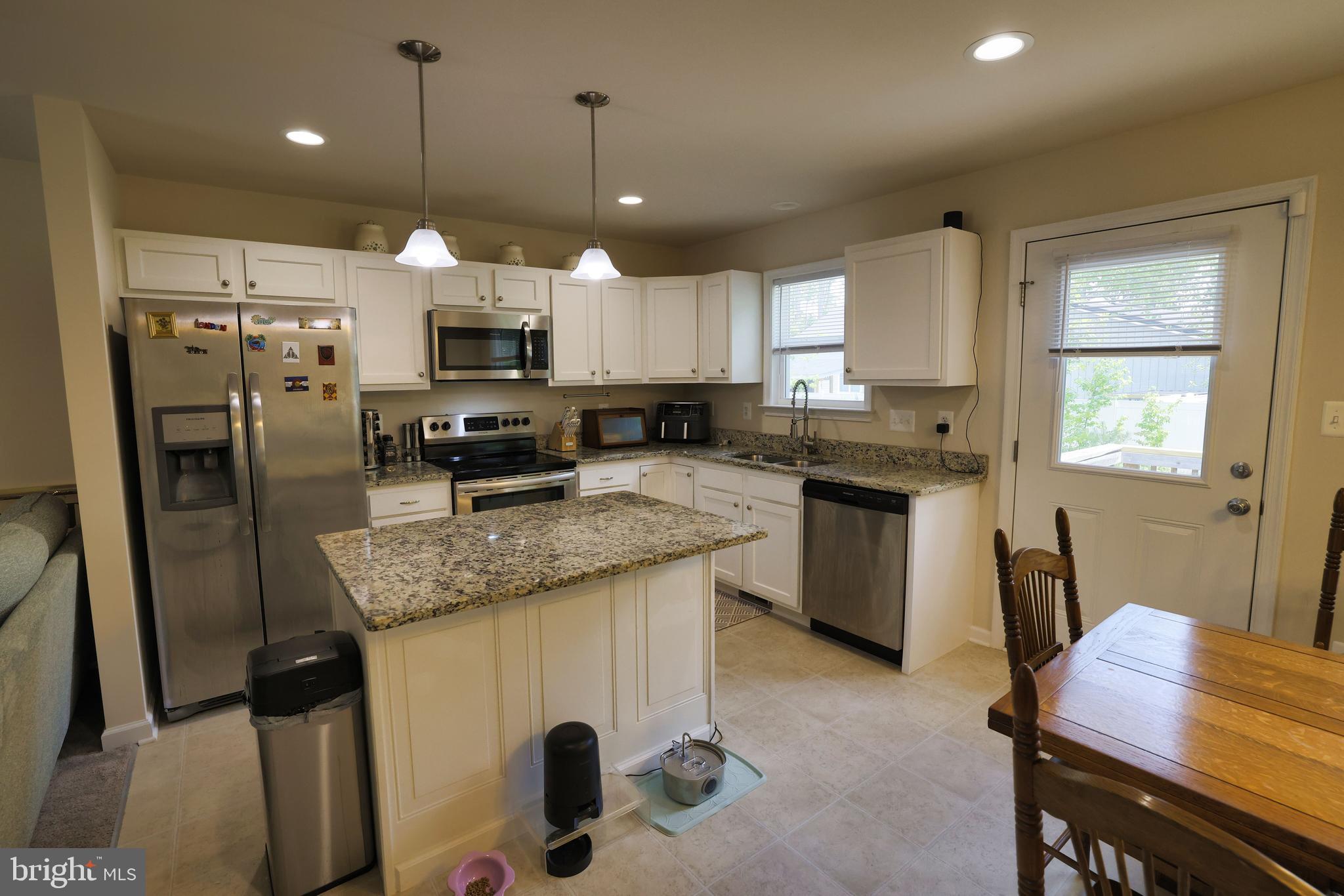 48 Rustic Lane Colonial Beach, VA 22443 - Photo 15 of 47