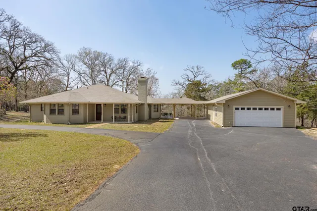 $495,000 | 230 Acr 3191, Frankston, TX 75763