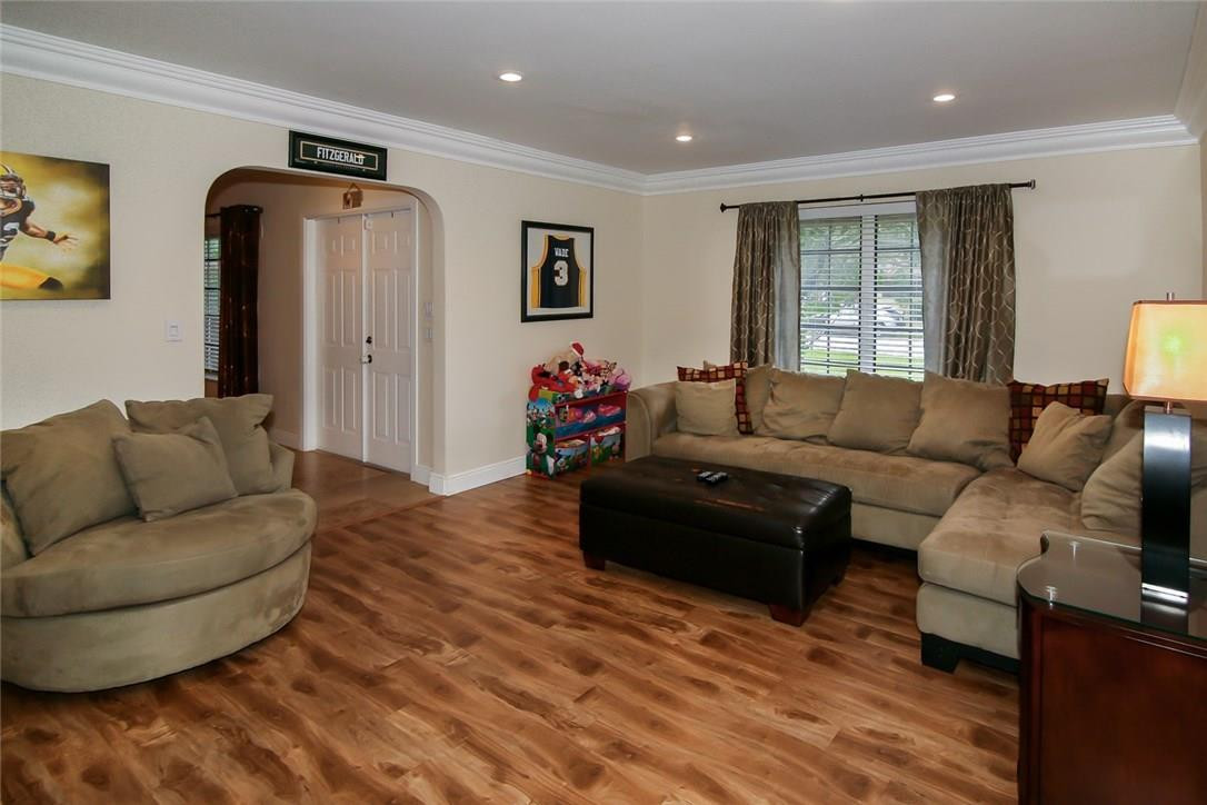 8591 Gatehouse Road Plantation, FL 33324 - Photo 23 of 28 Photo 23