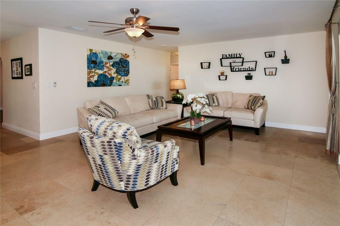 8591 Gatehouse Road Plantation, FL 33324 - Photo 5 of 28 Photo 5