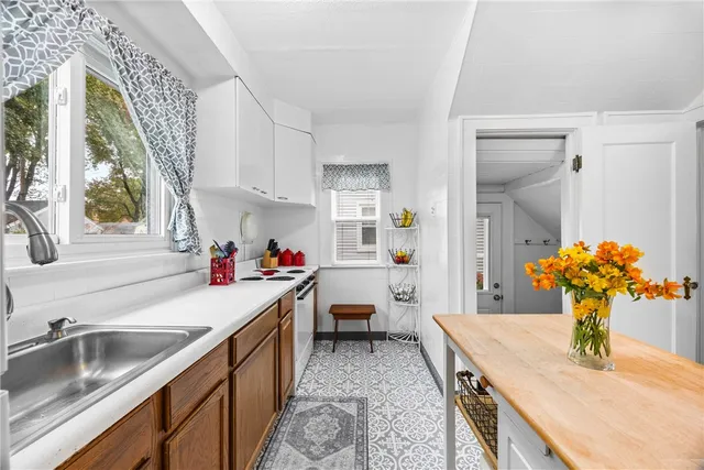 $210,000 | 140 Long Acre Road, Rochester, NY 14621