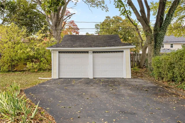 $210,000 | 140 Long Acre Road, Rochester, NY 14621