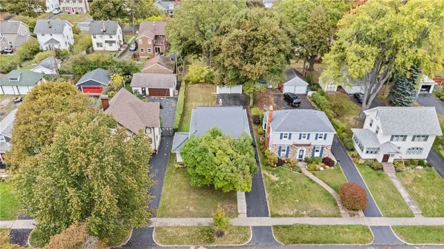 $210,000 | 140 Long Acre Road, Rochester, NY 14621