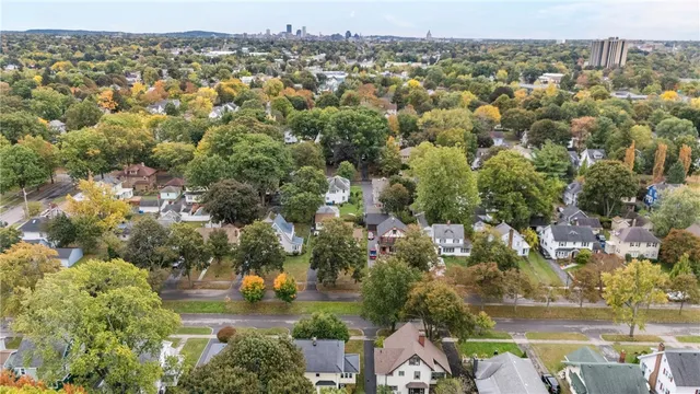 $210,000 | 140 Long Acre Road, Rochester, NY 14621