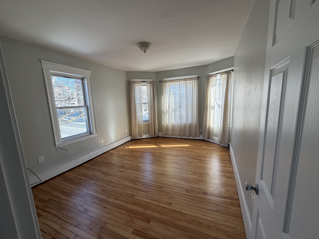 1038 Main Street, Unit 2R Worcester, MA 01603 - Photo 7 of 9