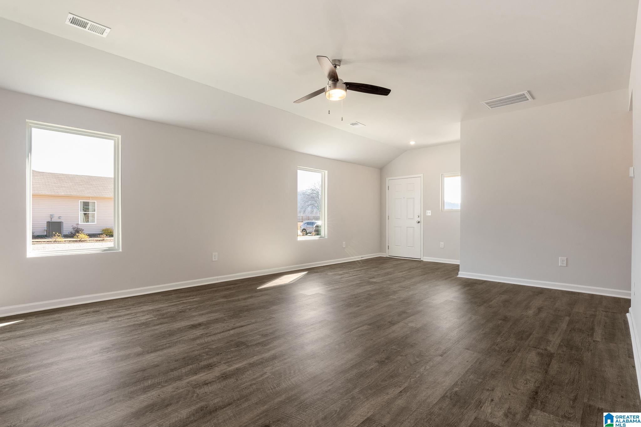 360 Timber Pass Anniston, AL 36207 - Photo 9 of 26