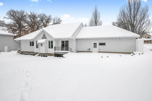 $389,000 | 1513 38th Street South, St. Cloud, MN 56301
