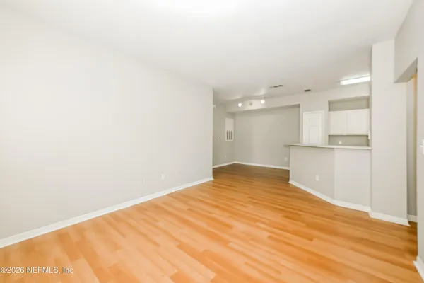 $1,300 | 13700 Richmond Park Drive North, Unit 301, Jacksonville, FL 32224