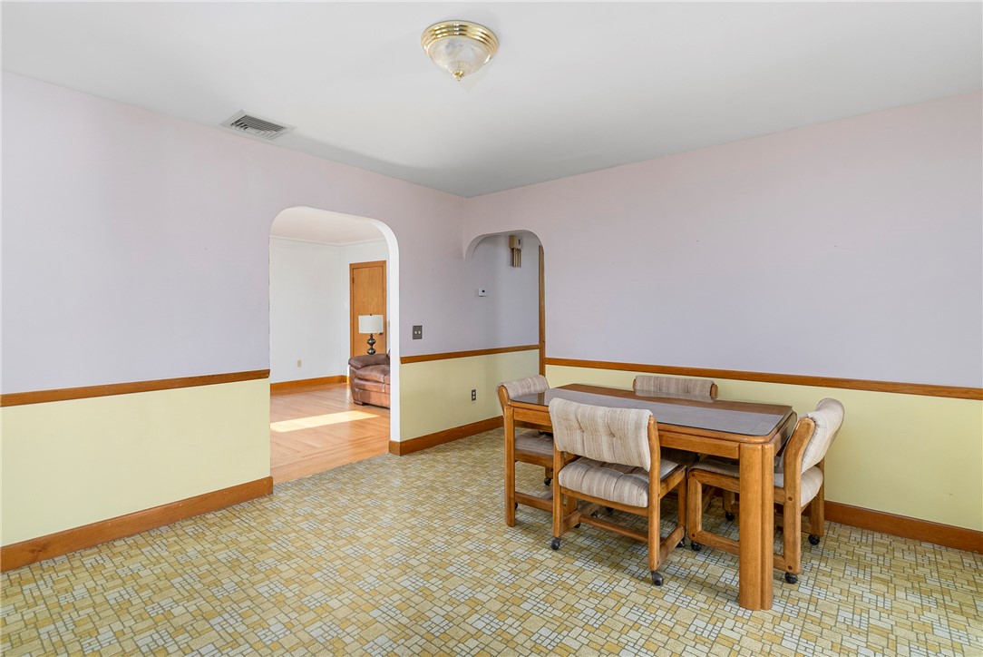 86 Fillmore Street Pawtucket, RI 02860 - Photo 8 of 40 Gallery Image 8
