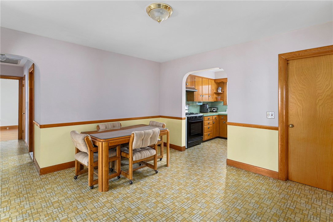 86 Fillmore Street Pawtucket, RI 02860 - Photo 10 of 40 Gallery Image 10