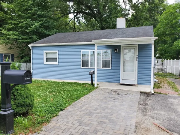 $239,900 | 725 Bay Street, Springfield, MA 01109