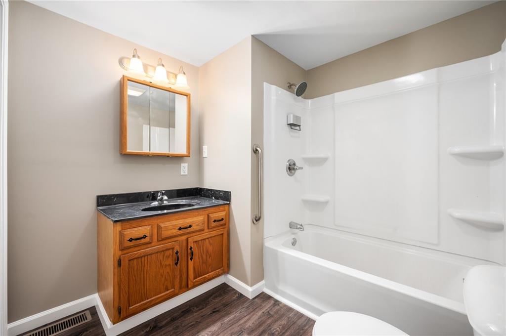 2404 Valley Grove Road Anderson, IN 46017 - Photo 14 of 21