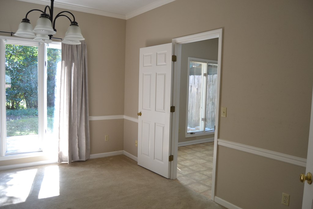 4151 Anglin Road, Unit 5A Columbus, GA 31907 - Photo 9 of 35 dinging room with kitchen off to left
