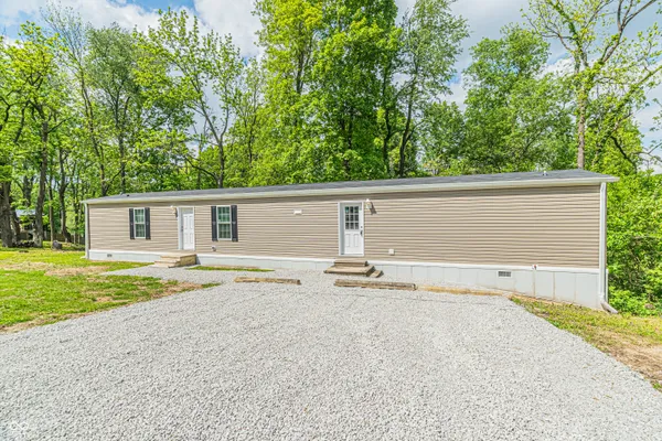 $169,995 | 40 Lazy River Road, Cloverdale, IN 46120