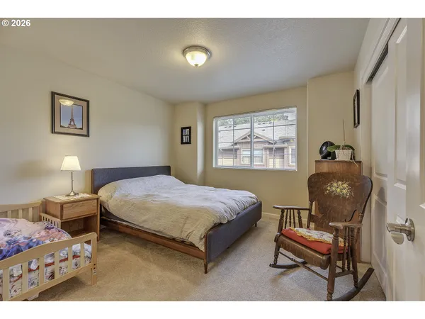 $374,900 | 187 Northeast 80th Avenue, Hillsboro, OR 97006