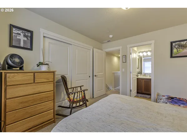 $374,900 | 187 Northeast 80th Avenue, Hillsboro, OR 97006