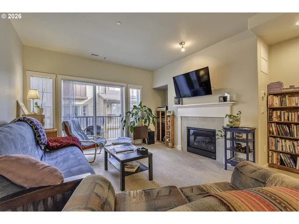 $374,900 | 187 Northeast 80th Avenue, Hillsboro, OR 97006