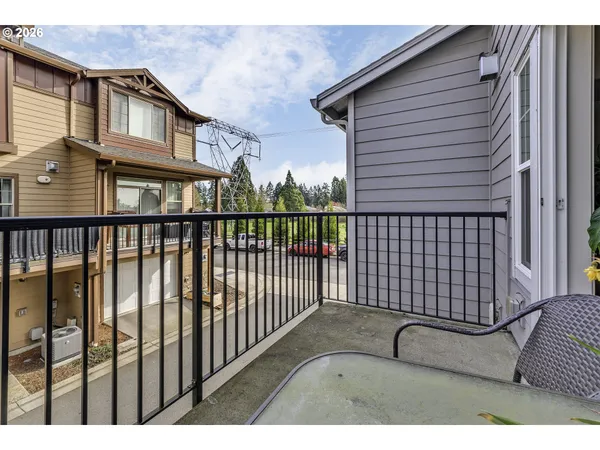 $374,900 | 187 Northeast 80th Avenue, Hillsboro, OR 97006