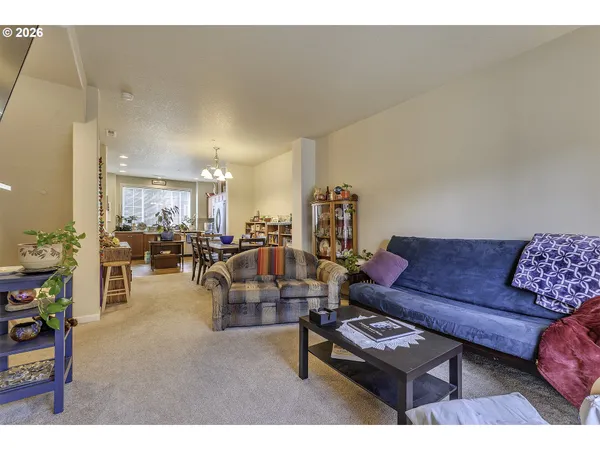 $374,900 | 187 Northeast 80th Avenue, Hillsboro, OR 97006