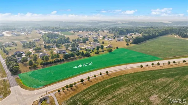 $425,000 | 0 Sportsman Road, Highland, IL 62249