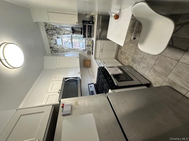 14 Stokes Road, Unit 2B Yonkers, NY 10710 - Photo 2 of 12