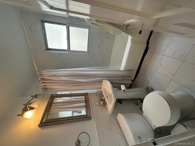 14 Stokes Road, Unit 2B Yonkers, NY 10710 - Photo 3 of 12