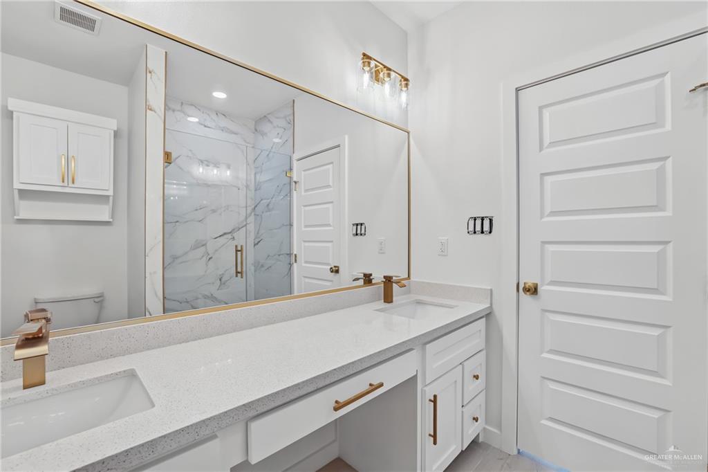 2289 Via Roma Road Weslaco, TX 78596 - Photo 12 of 24 Gallery Image 12