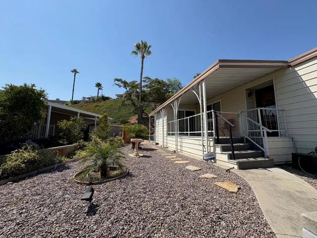 a view of a house with outdoor space