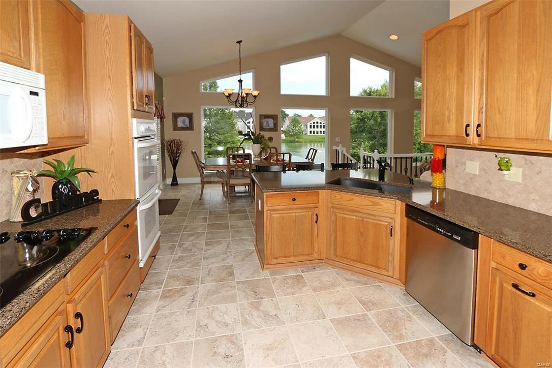 6058 Kerth Road St. Louis, MO 63128 - Photo 11 of 41