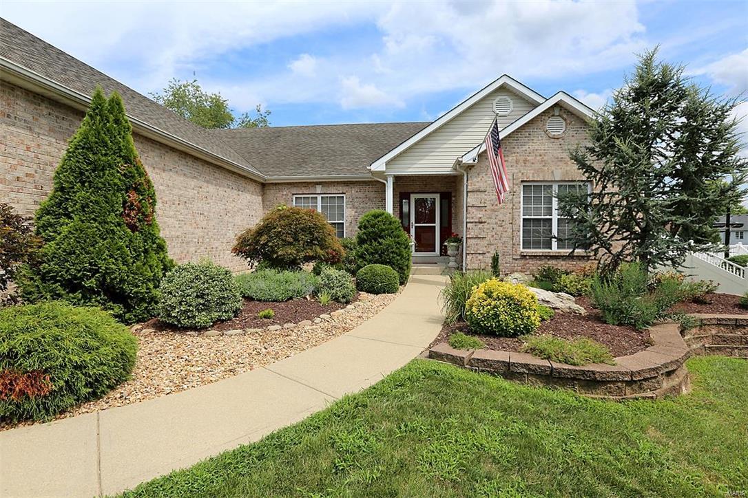 6058 Kerth Road St. Louis, MO 63128 - Photo 2 of 41