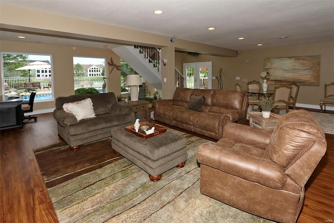 6058 Kerth Road St. Louis, MO 63128 - Photo 22 of 41